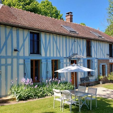 Отель Domaine Du Carouge Lirey Экстерьер фото