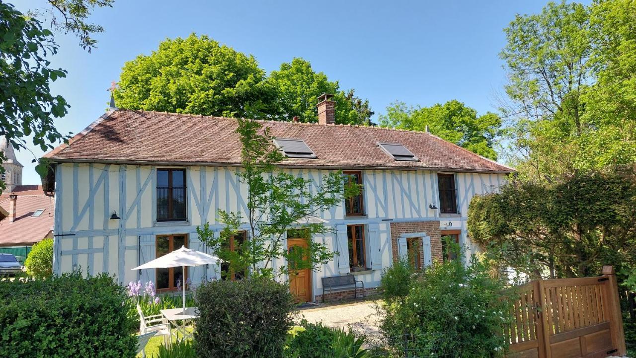 Отель Domaine Du Carouge Lirey Экстерьер фото